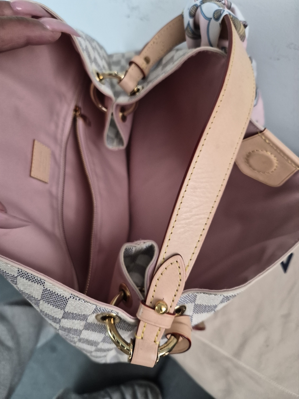 Cream and Gray Check Hobo Shoulder Bag - Picture 2 of 6
